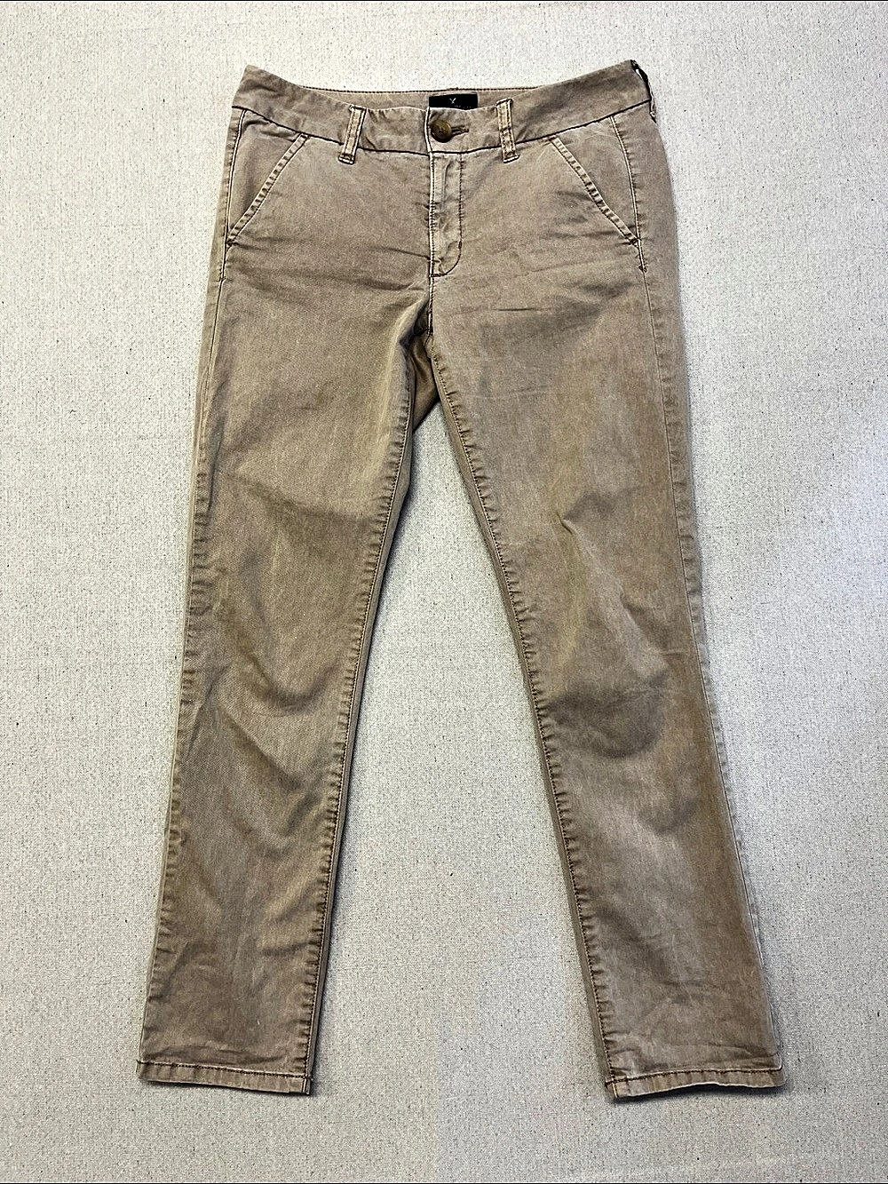 American Eagle Women’s Skinny Chino Pants Khaki Stretch Size 6 Short